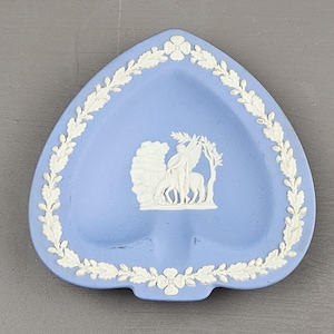 Wedgwood Ashtray, Spade-Shaped in Blue Jasperware, with Neoclassical Pattern, Collectible. Vintage.