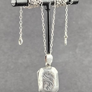 Vintage 925 Sterling Silver Rectangular Locket with Floral Engraved Design. Vintage Jewelry