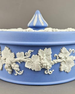 Wedgwood Blue Jasperware Round Trinket/jewellery Box. Collectible