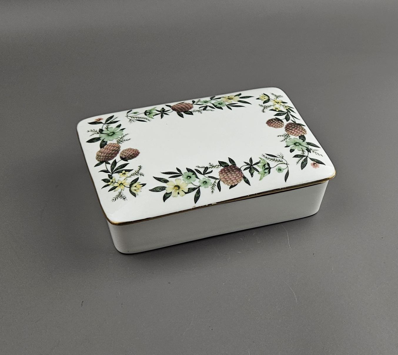 wedgwood cigarette box Wedgwood Cigarette Box
