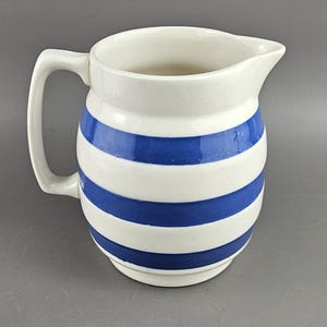 Jarra de leche a rayas azules y blancas de Staffordshire Ironstone Chef Ware, 11 cm de alto, estilo vintage.