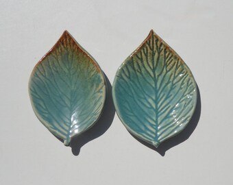 Set of Two Ceramic Mini Plate,  Tea bag Holder/Spoon Rest, Jewelry Dish, Leaf