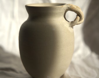 Handmade Ceramic Vase – Minimalist Stoneware Vase with Rustic Finish, Inspired by Indian Artisan Techniques