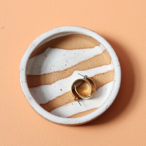 Ceramic Trinket Dish / Small Decorative Jewelry Catchall image 2