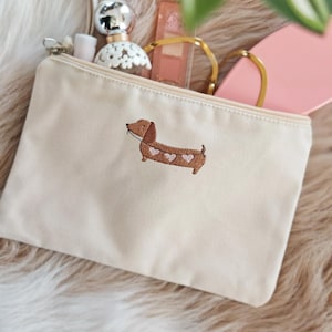 Kosmetiktasche Hund | Geschenk für Dackelliebhaber | Schminktasche Dackel bestickt | Schminktasche süßer Dackel | Kulturtasche Hunde Motiv
