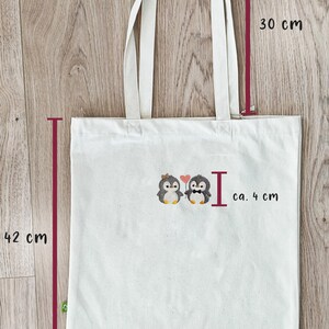 Pinguin Tasche bestickt / Geschenk für Freundin & Tierliebhaber / Liebe Geschenk / Stofftasche Herz / Paar Geschenk / Geburtstag Freundin imagen 12