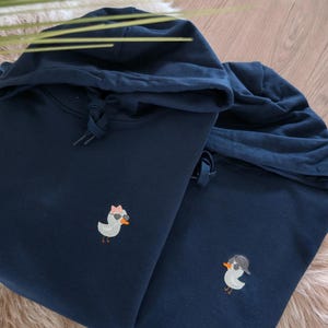 Pullover Huhn | Lustiger Partnerlook Sweatshirts bedruckt | Pärchen Hoodie Geschenk | Jahrestag Geschenkidee | Geburtstags Frau Geschenke Bild 3