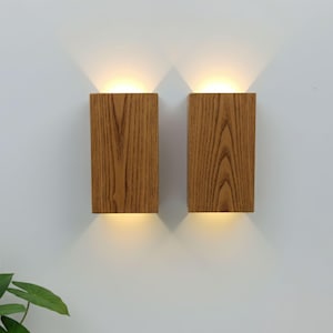 Natürliche Eichenholz Wandleuchte, Plug in Wandleuchte, Wandleuchter, Kronleuchter Beleuchtung, Alte Holzwandleuchte, Nachtlicht, Antike Holzbeleuchtung