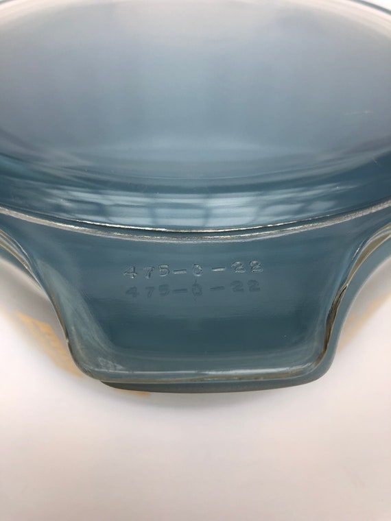 Pyrex Gourmet Gold Branches Promotional 2.5 Quart Casserole Dish with Lid Delphite Blue Glass 1961 Hard to Find