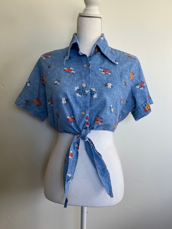 1970s Cropped Tie Front Blouse Wildflower Floral P