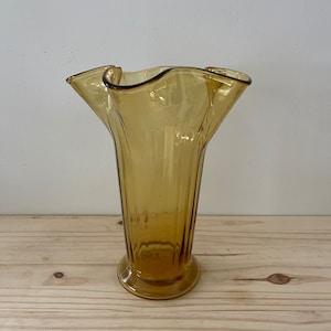 Amber Glass Handkerchief Vase Ruffled Riffled Art Glass Hand Blown Ribbed