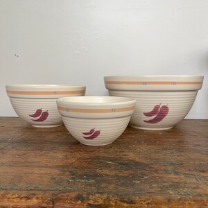 Vintage Treasure Craft Stoneware Mixing Bowl Set: 1980s Southwestern Chili Design