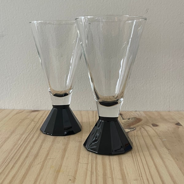 Cristal D'arques-Durand Wine Glasses Gothic Black Faceted Multi Sided Base