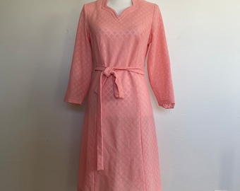 Bubblegum Pink late 1960’s - 1970’s Mesh Open Knit Dress Scooter MOD Barbie Medium Large