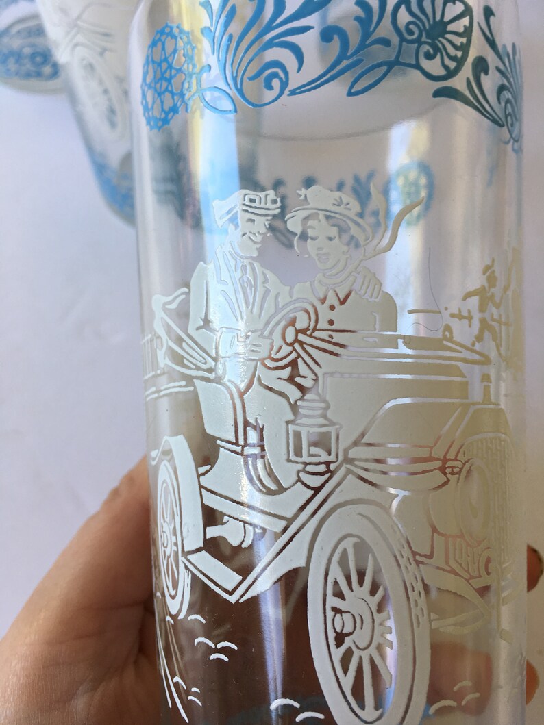 Horseless Carriage Model T Blue and White Drinking Glasses Set of Four Bild 3