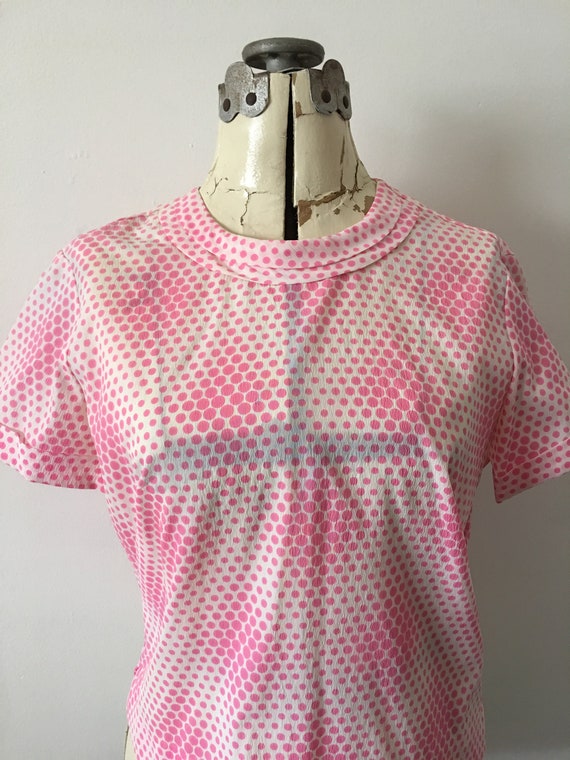 1960’s Blouse Pink Polka Dot on White MOD Optic D… - image 3