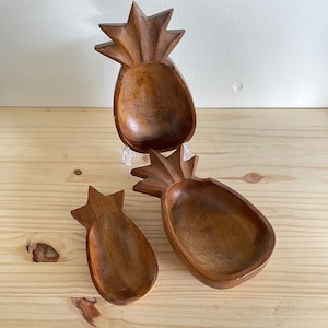 Three Pineapple Shaped Trinket Bowls Carved Wood Trinket Nut Serving Dish