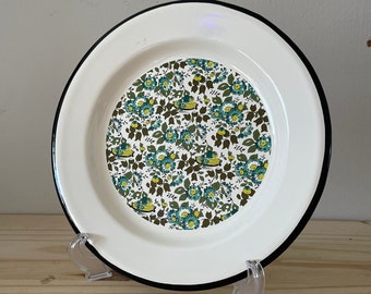 Enamelware Plate Retro 1940s Country Cottage Floral Print in Blue Green 9 Inch Plate