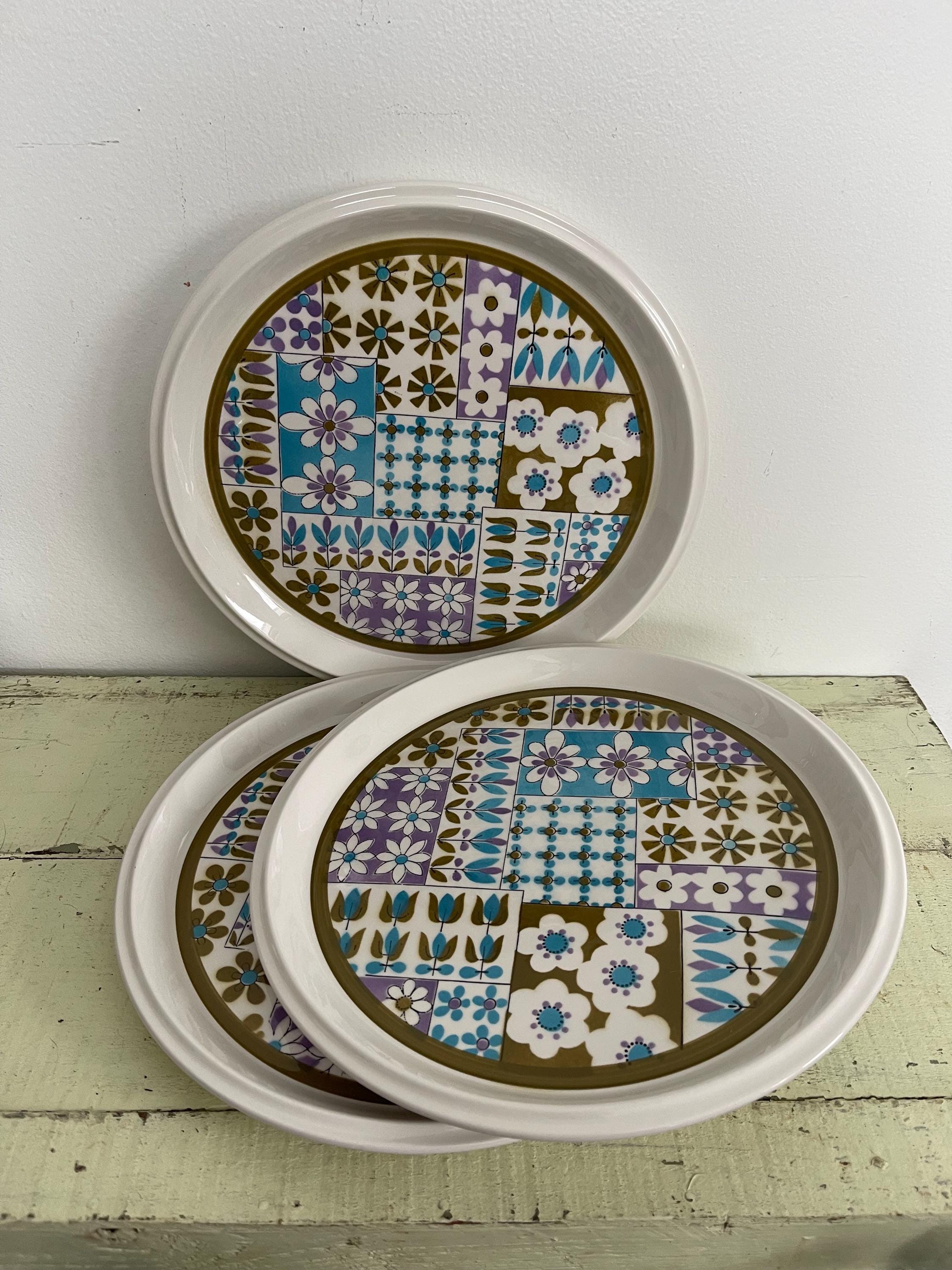 Mikasa 60年代　大皿　５枚　レトロ　Lively Happy プレート Mikasa Calico Plates: 1960s Retro Floral Set of Three - Etsy