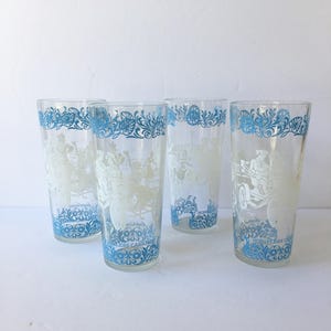 Horseless Carriage Model T Blue and White Drinking Glasses Set of Four Bild 1