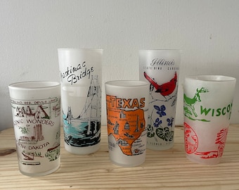 Vintage Drinking Glass Choose Your Location Texas Illinois Mackinac Bridge South Dakota or Wisconsin Dells Souvenir Touring Travel Retro