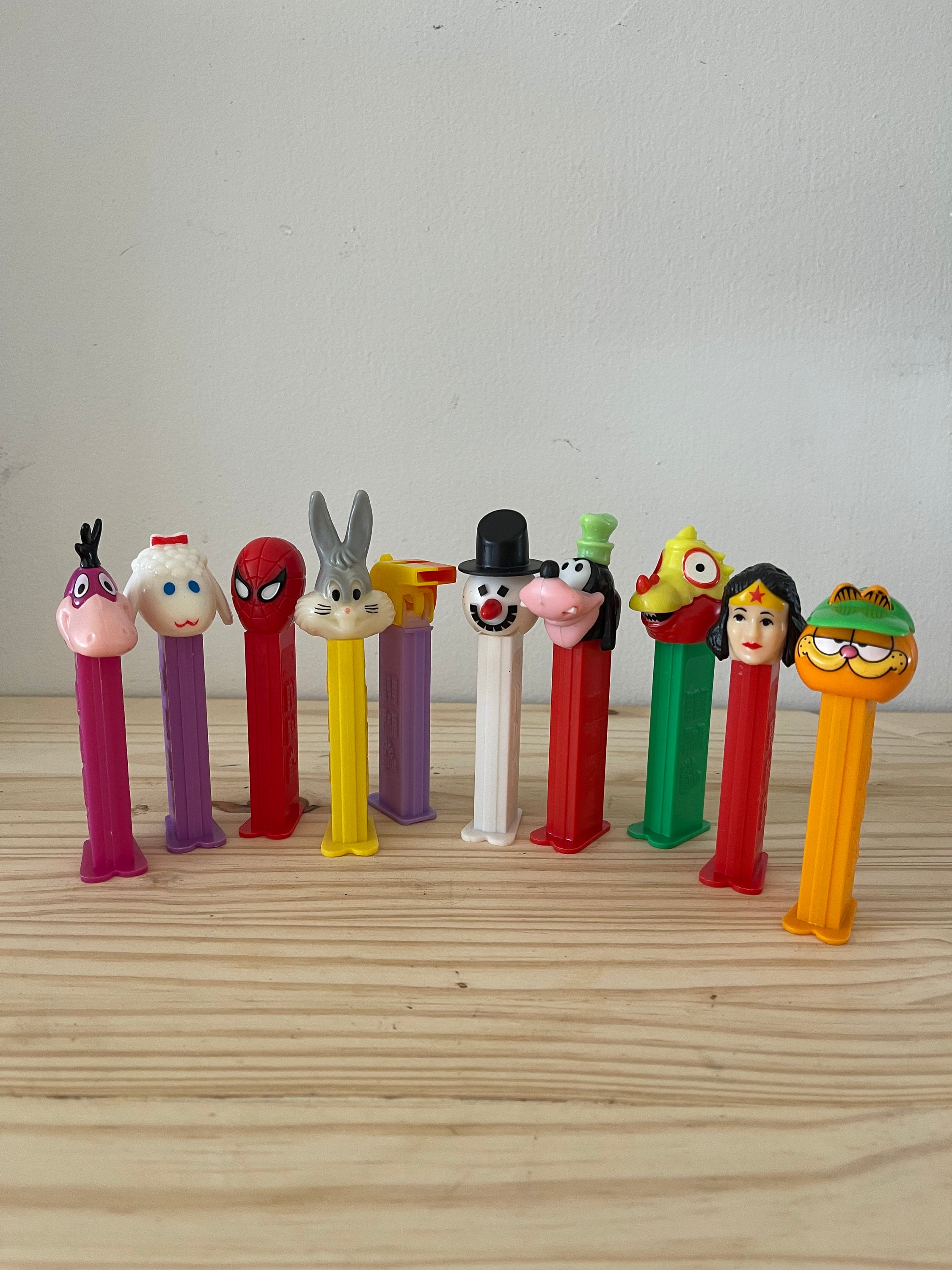PEZ Dispenser Lot Instant Vintage Collection Retro Candy Fun Toy