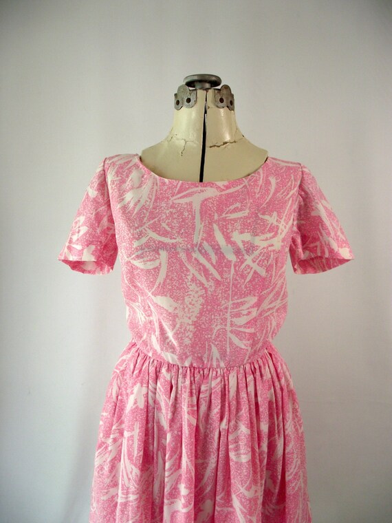 1960s Pink and White Abstract Floral Party Dress … - image 2