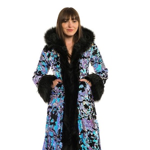 Festival coats hotsell womens