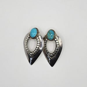 Vintage Navajo Sterling Silver Turquoise Earrings