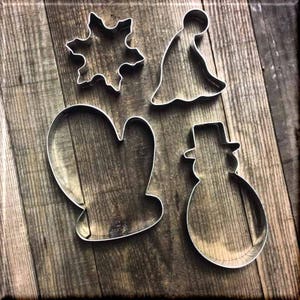 Set of Mitten, Snowflake Ski Hat, and Snowman Metal Cookie Cutters #NAWK77