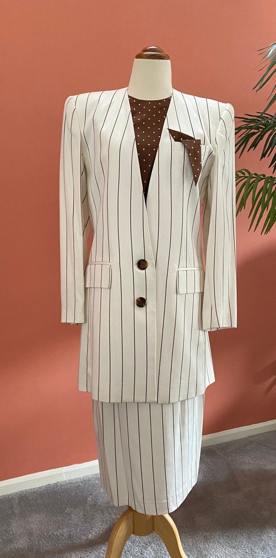 Ladies brown and cream Gem