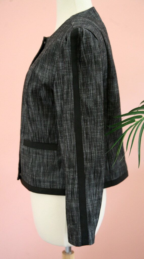 Woman's Black and Grey Cadet Style Cropped Blazer… - image 3