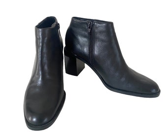 Ladies Size 6M Soft Black Leather Ankle Boots
