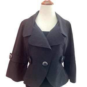 Ladies Charcoal Grey Short Big Button Caaual Jacket Size Medium
