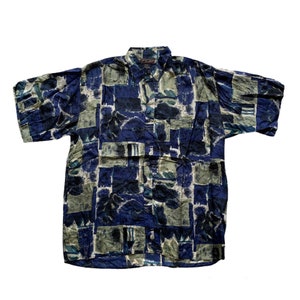 Vintage 1990s 90s PURE Navy Blue / Green Abstract Print 100% Silk Button Up Shirt Mens Size L Large