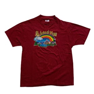 Vintage 1980s 80s 1982 Life Begins at 40 Rainbow Nature Maroon Graphic Tee Shirt Made in USA Mens Size M Medium