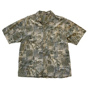 Vintage 1990s 90s Maui and Sons Rayon Blend Green / Beige Hawaiian Aloha Shirt Mens Size M Medium