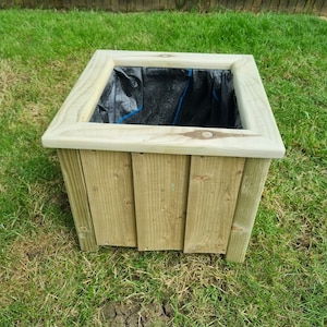 Blumentopf / Blumentopf / Blumentopf / Blumenübertopf aus Holz