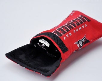 Tampa Bay Buccaneers glasses case, Sunglasses pouch, Eye glasses holder, Reading glasses cover, Eyeglass case, Stocking stuffers for him