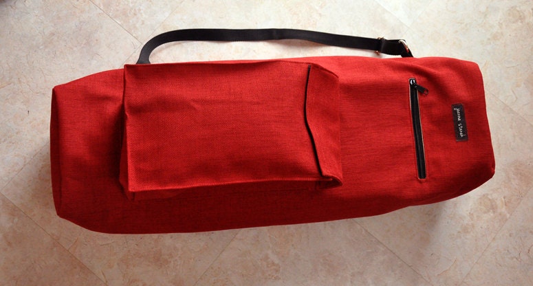 Large Yoga Mat Bag, Red Yoga Tote Bag, Unisex Yoga Mat Carrier, Zippered  Yoga Bag, Great Quality Fitness Bag, With Zipper and Pockets 