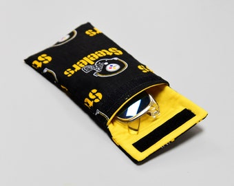 Pittsburgh Steelers glasses case, sunglasses holder, black and gold reading glasses pouch, eyeglass cover, football gift, gifts under 25