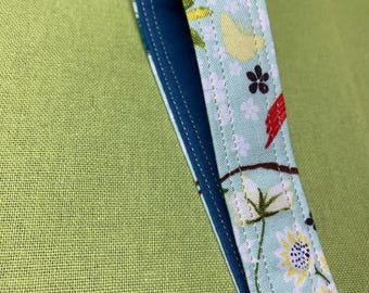 Floral Wristlet Keychain, Fabric Key Fob, Keychain Bracelet, Handmade Wrist Strap for Keys, Key Holder, Gift for Women
