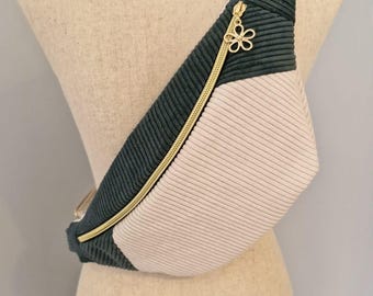 Women's corduroy fanny pack in green and ecru