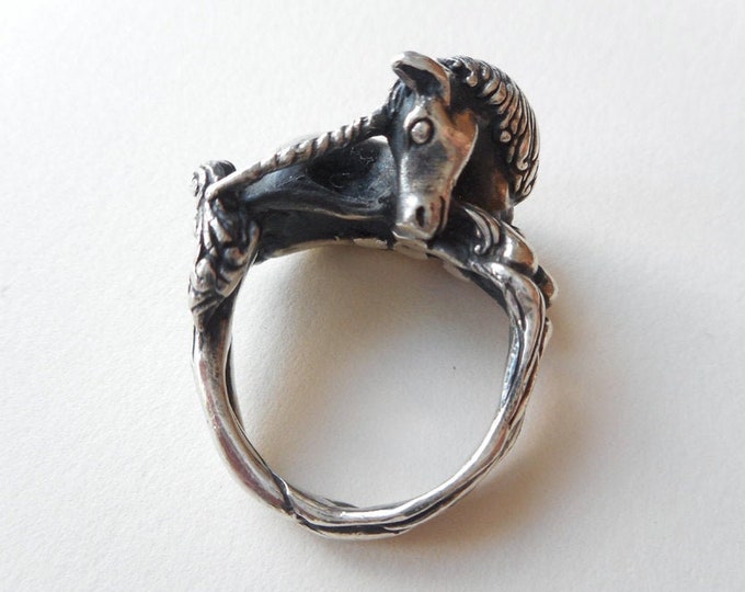 James Yesberger Sterling Silver Resting Unicorn Ring Vintage Sterling