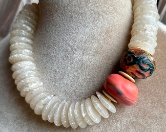 Contemporary, art to wear, simple design, artisan glass beads
