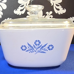 Vintage 1960s  Blue Corn Flower Corning Ware Casserole Dish P-1 3/4 -B with PYREX lid 1 3/4 qt
