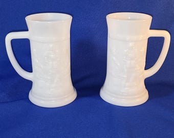 Conjunto de 2 canecas de cerveja Federal Glass com relevo de cena de taverna