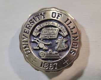 Vintage Belt Buckle, Collegiate University of Illinois, Solid Brass, Brass Finish