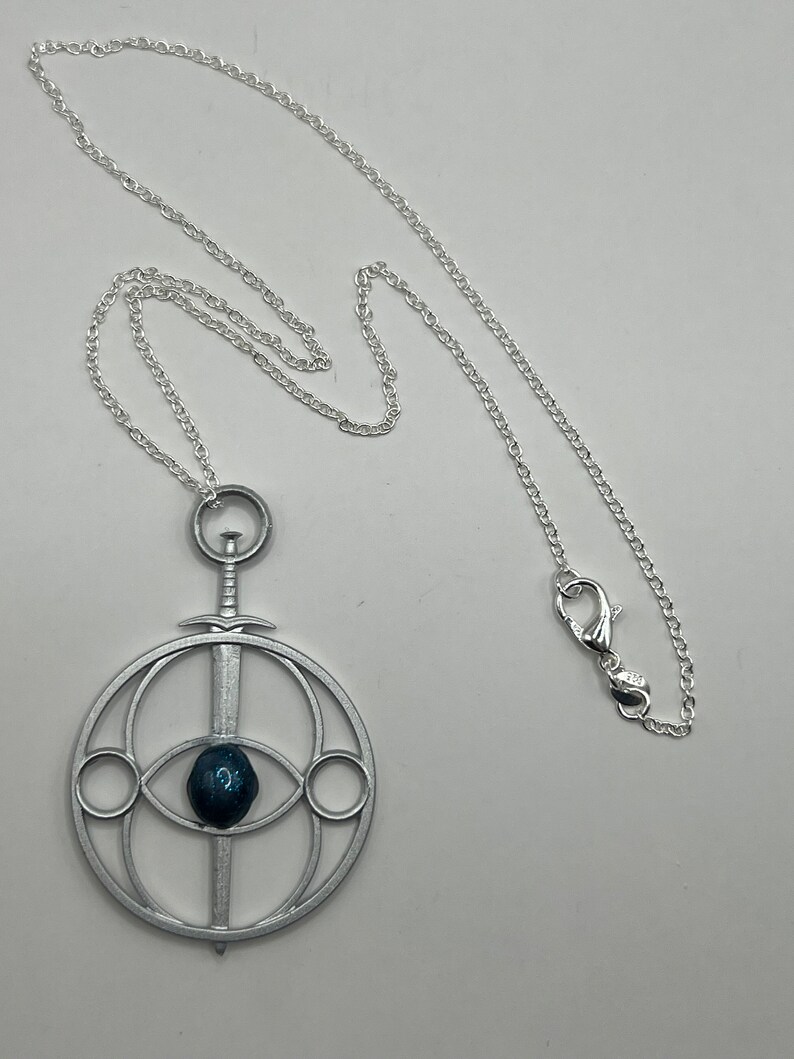 Eye of Elena Necklace for Bookshelf Decor, Throne of Glass Inspired