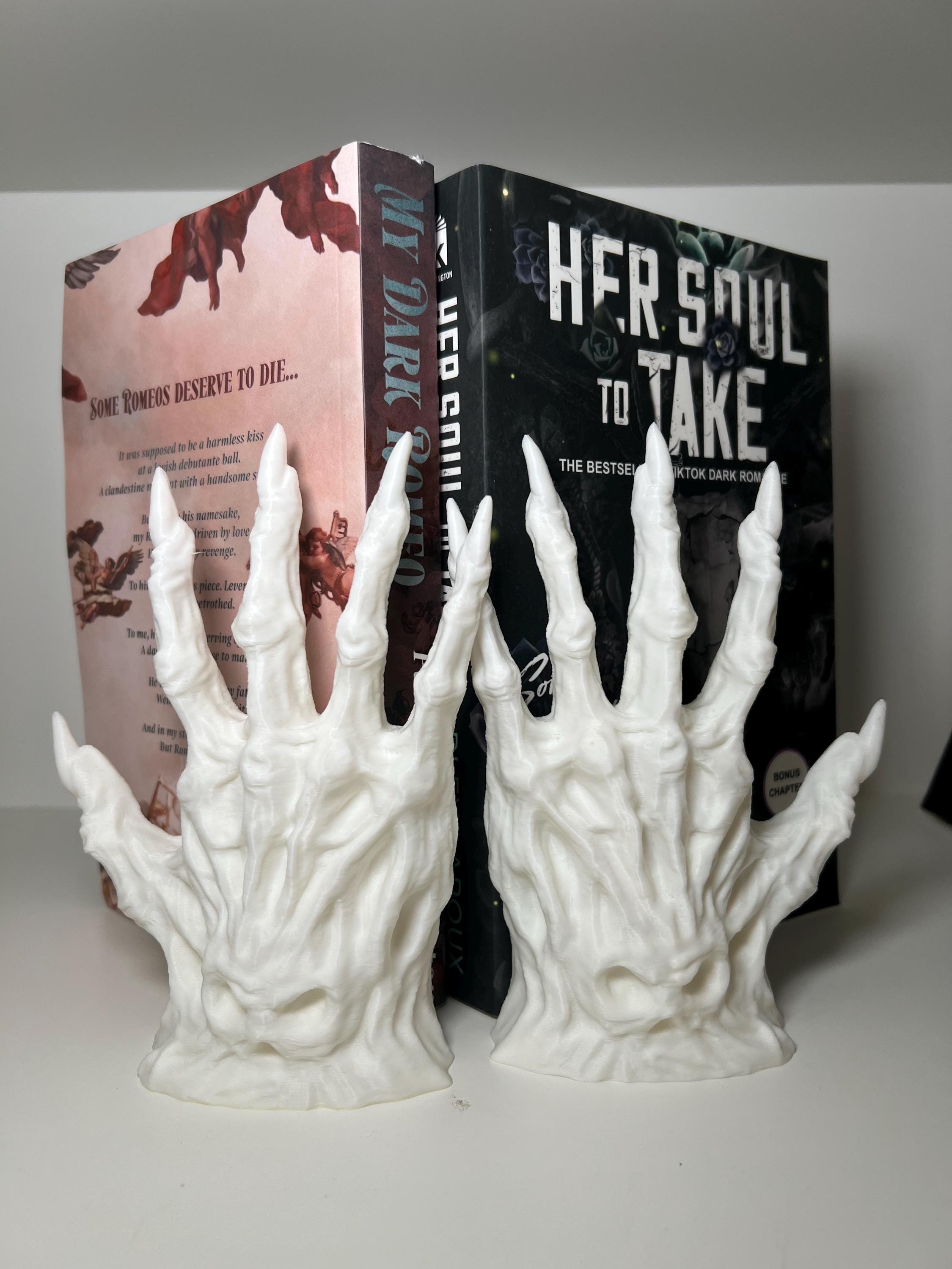 Spooky White Skeleton Hand Bookends – 3D Printed Gothic Decor for Book Lovers